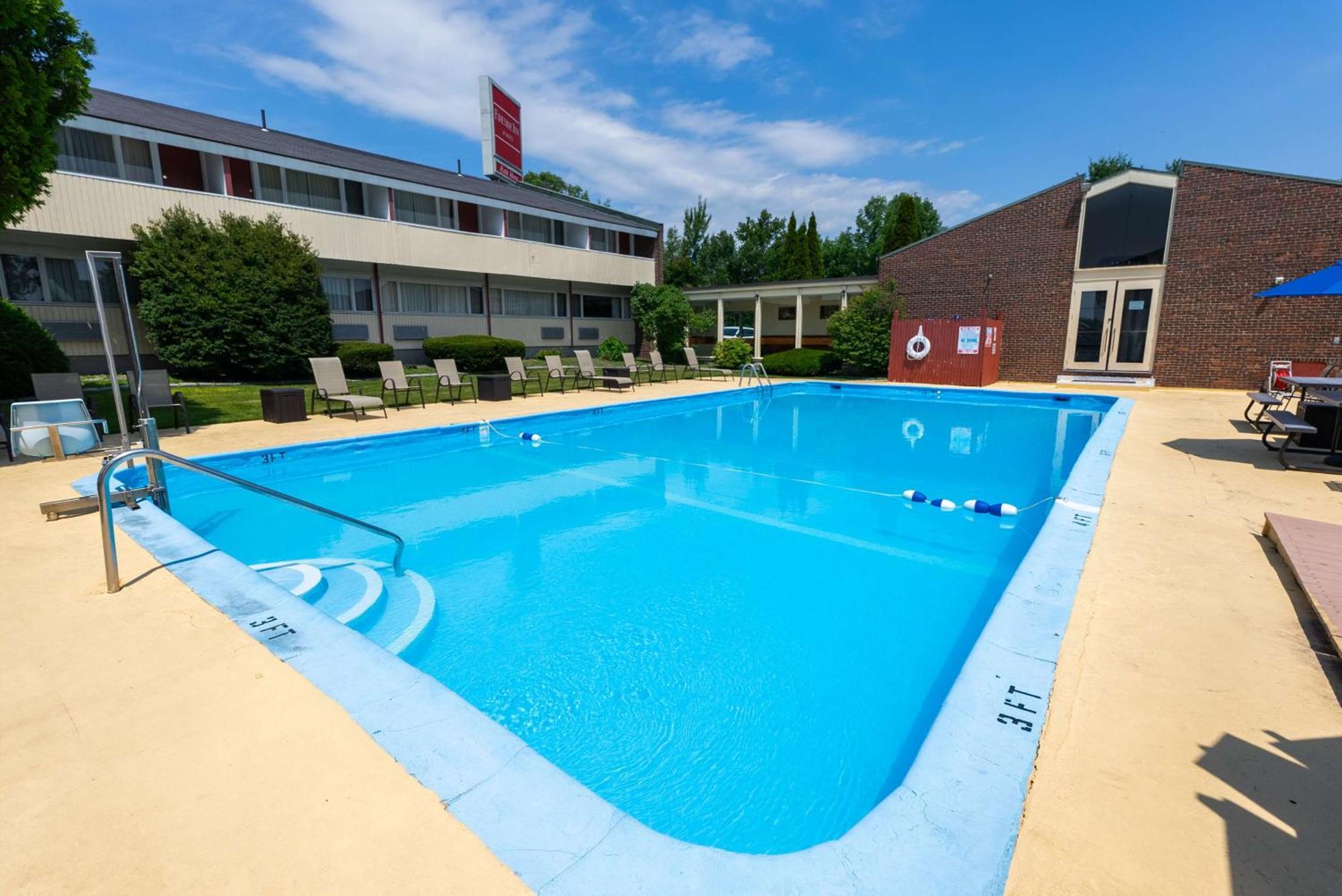 Fireside Inn & Suites Waterville Bagian luar foto